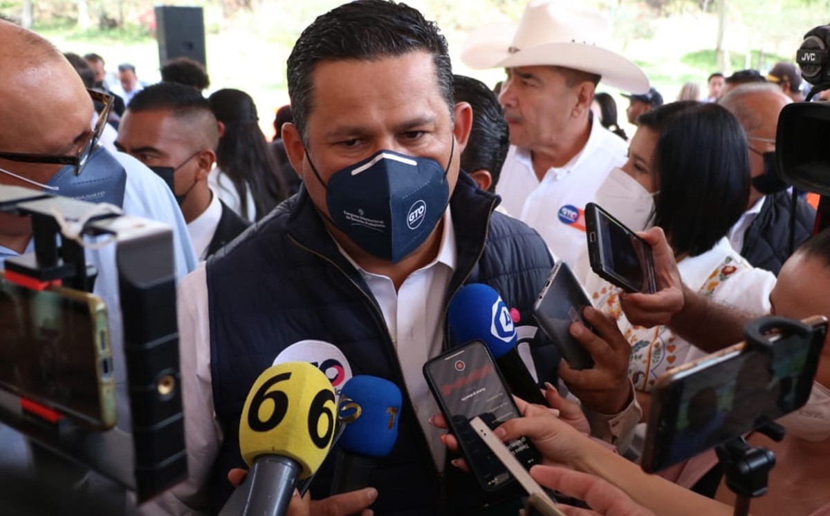 Diego Sinhue Rodríguez / Dany Béjar