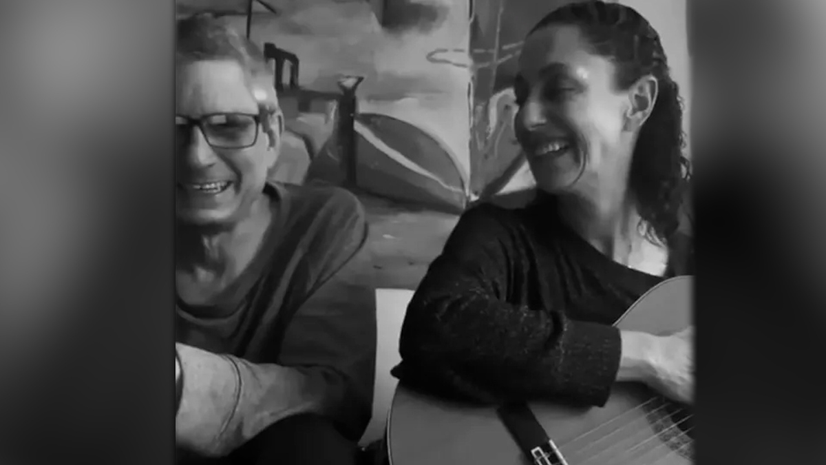 Sheinbaum y su pareja se echan 'palomazo' en redes