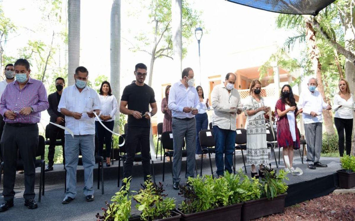Cuauhtémoc Blanco inaugura casa de cultura Lázaro Cárdenas. | Especial