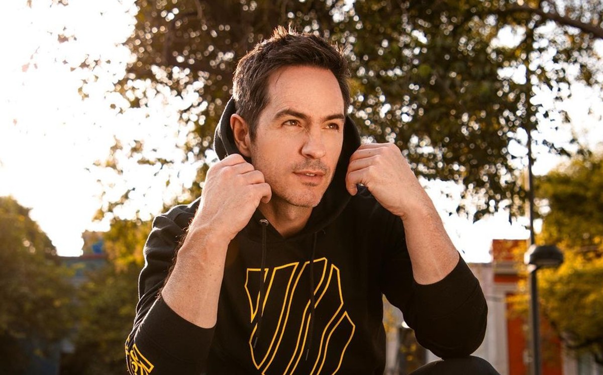 Mauricio Ochmann llevará su vida al teatro (Instagram).