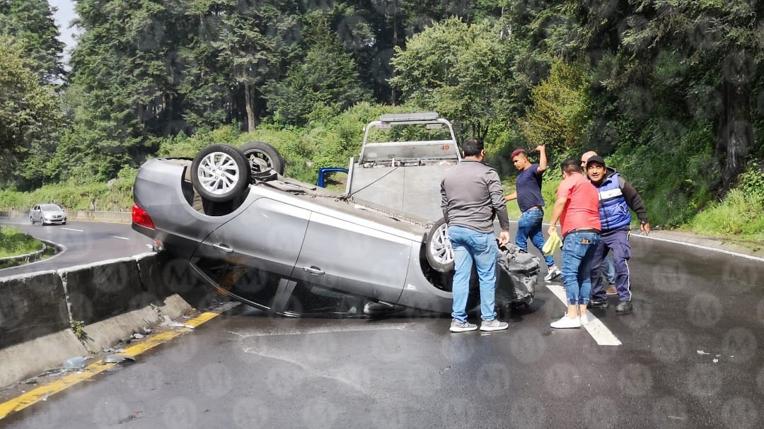 El conductor resultó lesionado | Jorge Becerril