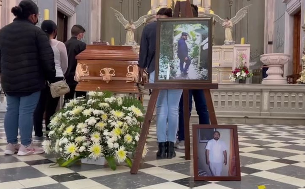 Dan el último adiós a Ernesto Méndez en San José Iturbide; familiares exigen justicia