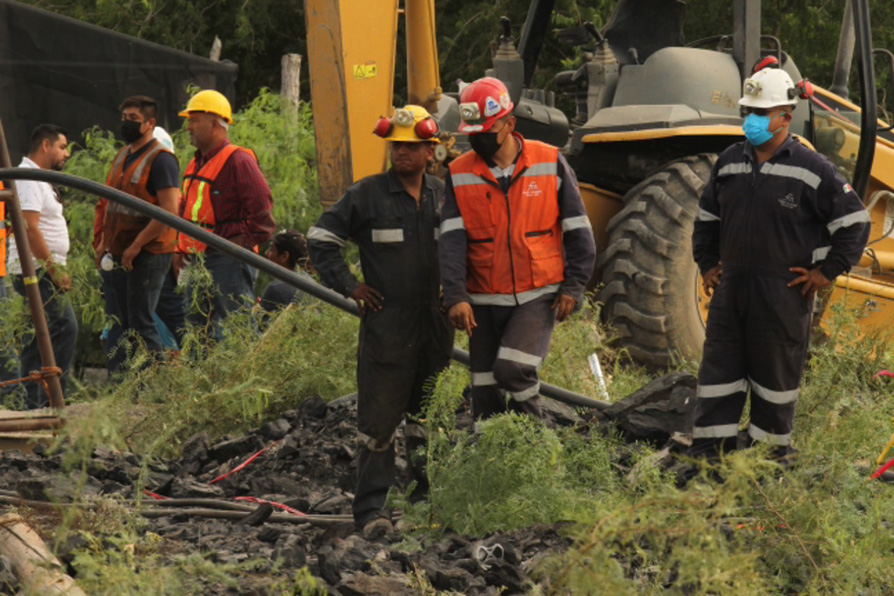 Protección Civil de Coahuila realizó un operativo inmediato y envió brigadistas. |Roberto Alanís