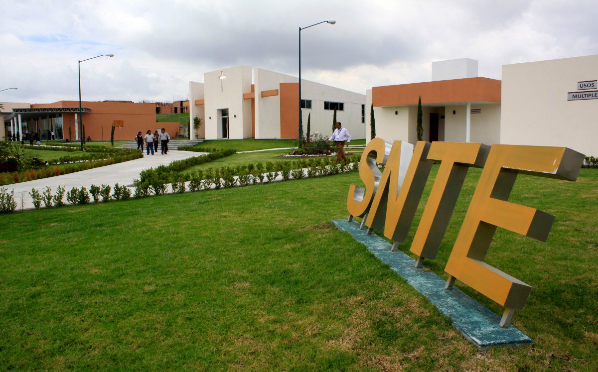 SNTE en Puebla | Andrés Lobato