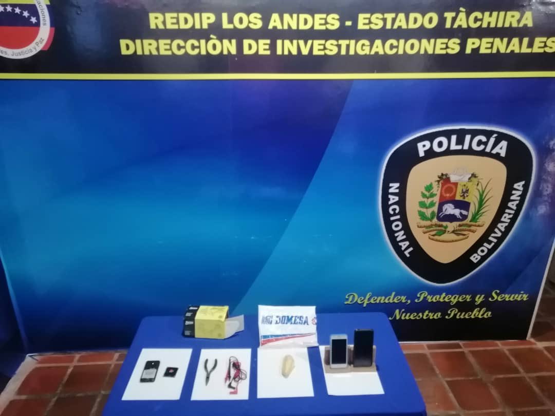 En Venezuela detuvieron dos hombres que ingresaron de Colombia con explosivos. (@CeballosIchaso1)