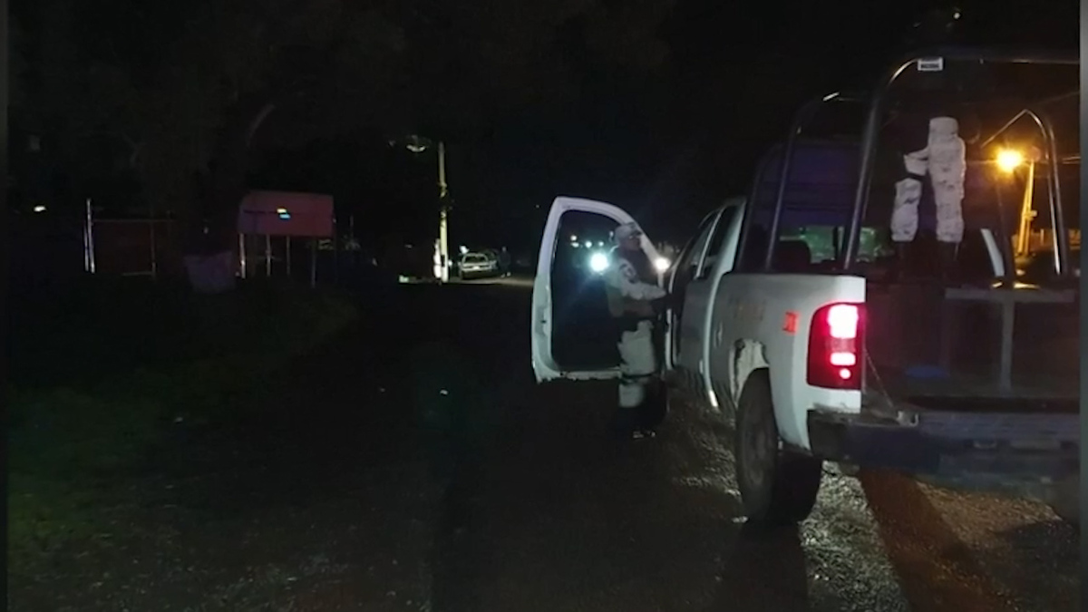 Atacan a balazos a dos menores en Jacona