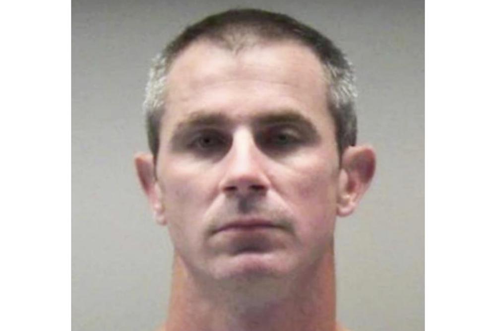 Stephen Marlow, de 39 años, fue capturado por la policía local | AP