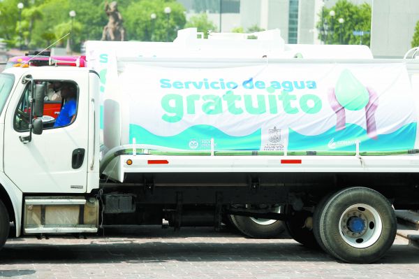 La alcaldesa de Allende señaló que AyD está conectando al municipio a un pozo profundo para ya no depender del río Ramos
