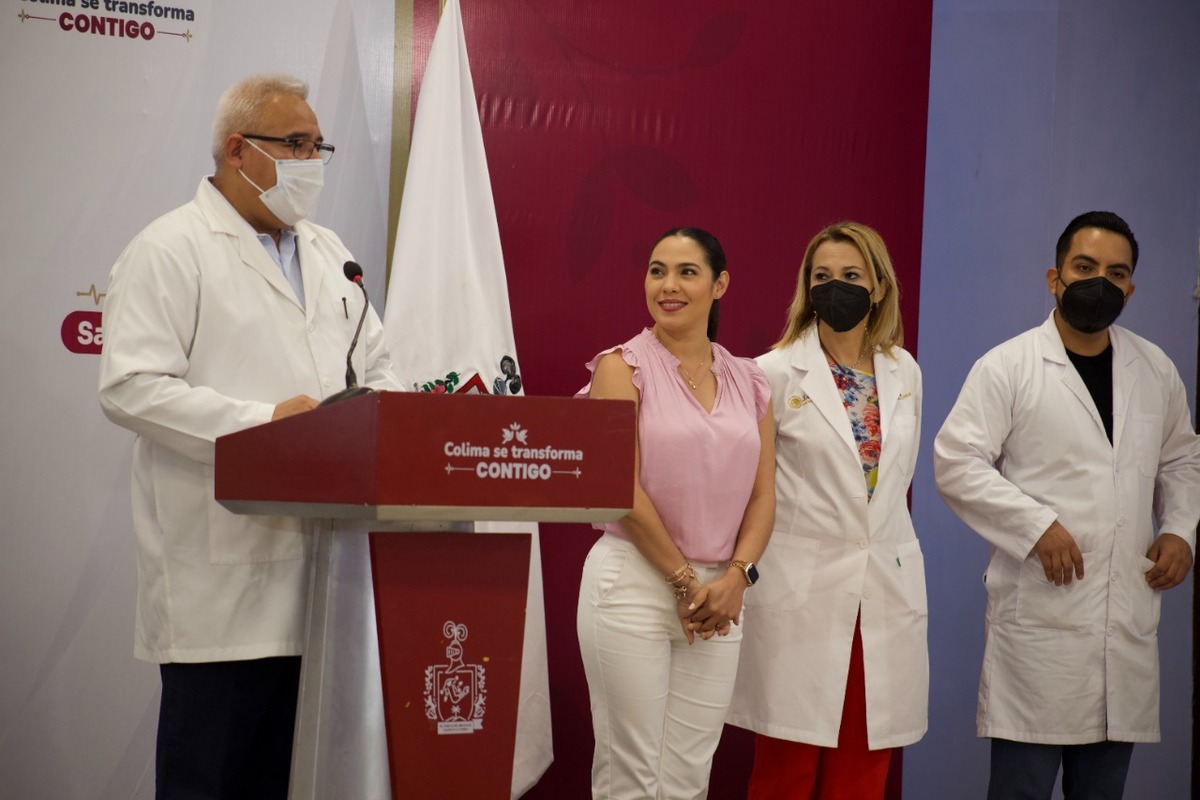 La gobernadora de Colima dio a conocer las asignaciones de los médicos. (Arnoldo Delgadillo)