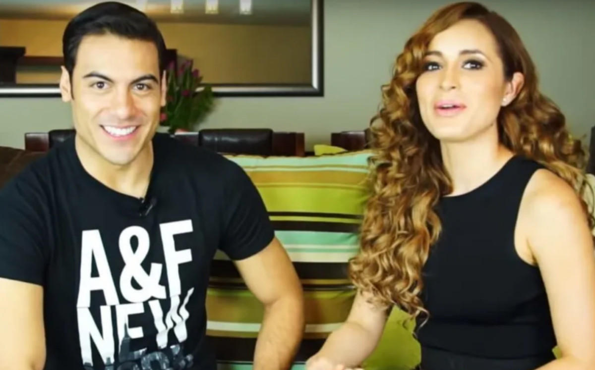 Cynthia Rodríguez y Carlos Rivera en 2015, cuando tentativamente comenzó su relación (YouTube).