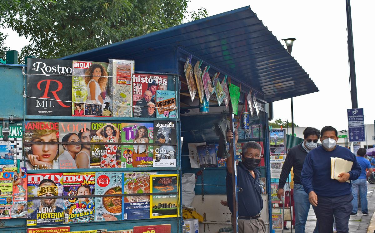 Aspectos de casetas de periódicos en Puebla | Agencia Enfoque
