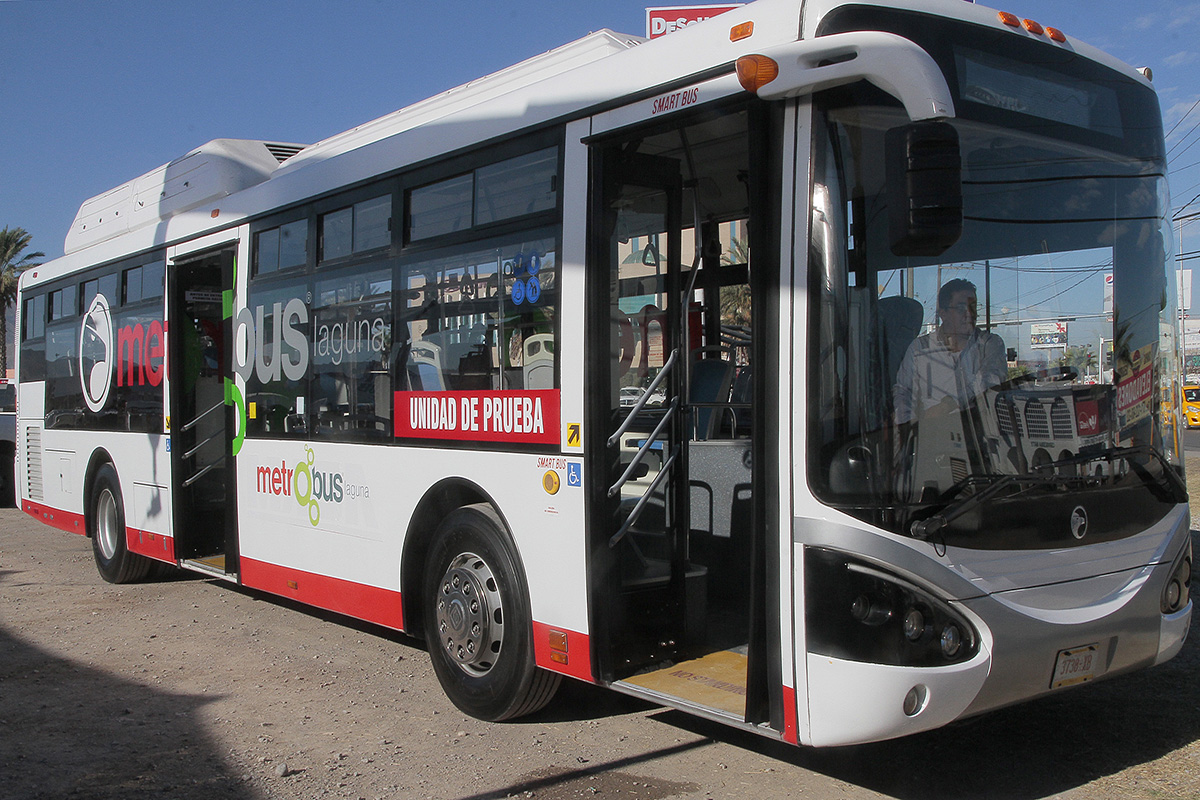 Buscan evitar más prórrogas para entregar Metrobús. | Manuel Guadarrama