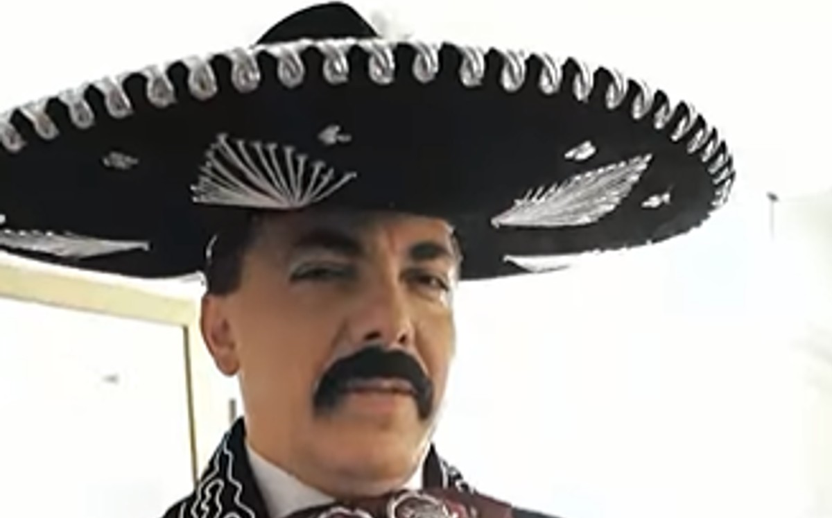 El cantante sorprendió a sus fans. (Captura)