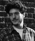 <p>Premio O. Henry de Ficción Corta 2022. Profesor en la Universidad de Nueva York. Autor de '¿Sueñan los gauchoides con ñandúes eléctricos', entre otros libros.<br></p>