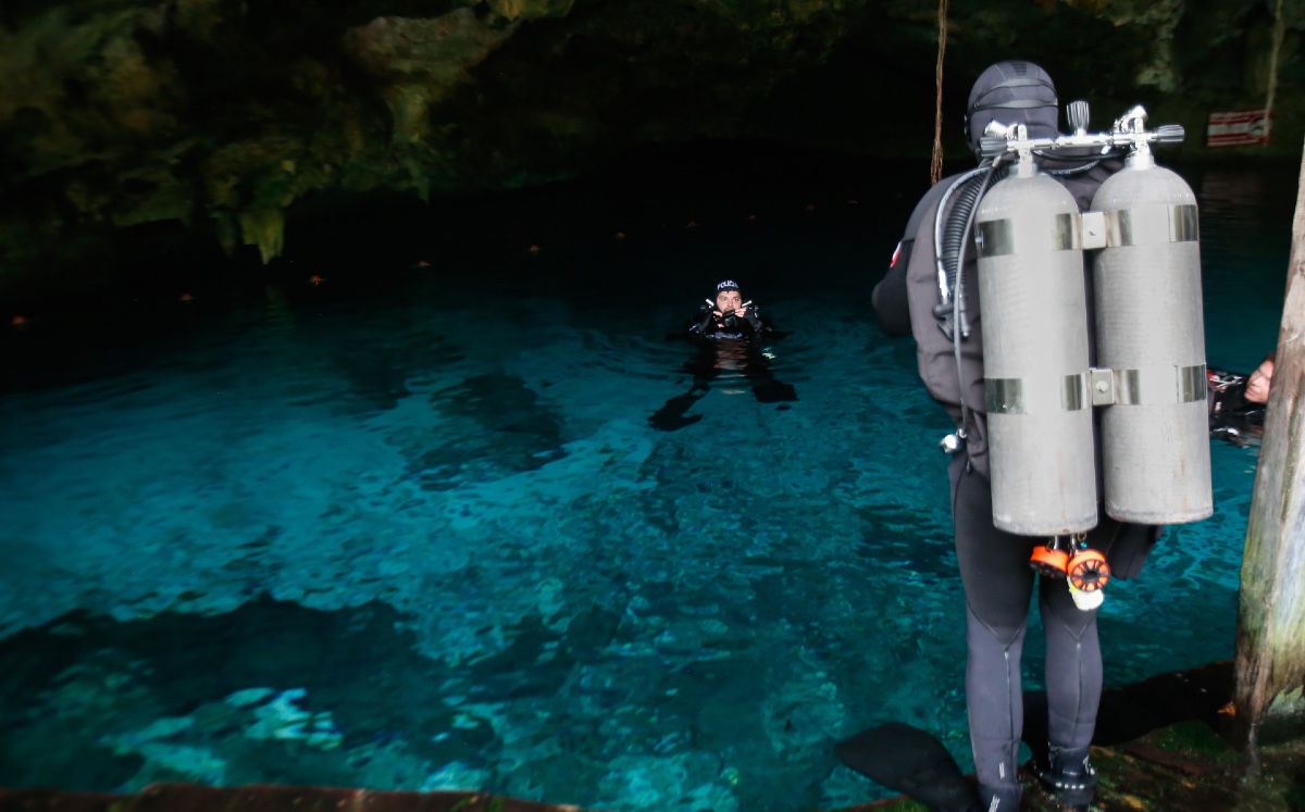 Buzos capacitados para rescate