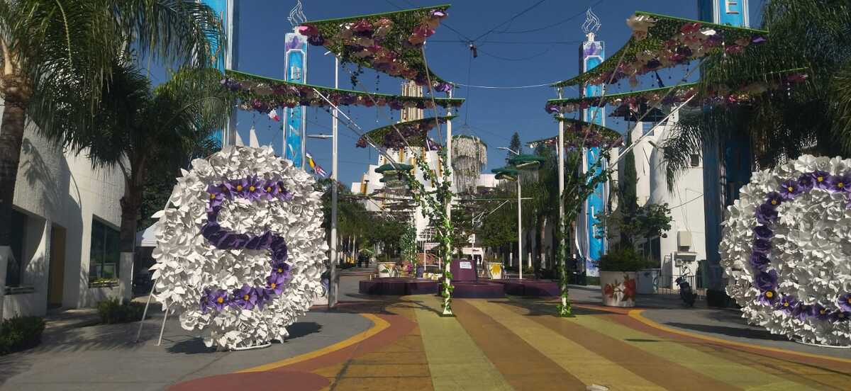Iglesia de la Luz del Mundo celebra Santa Cena (Diana Barajas)