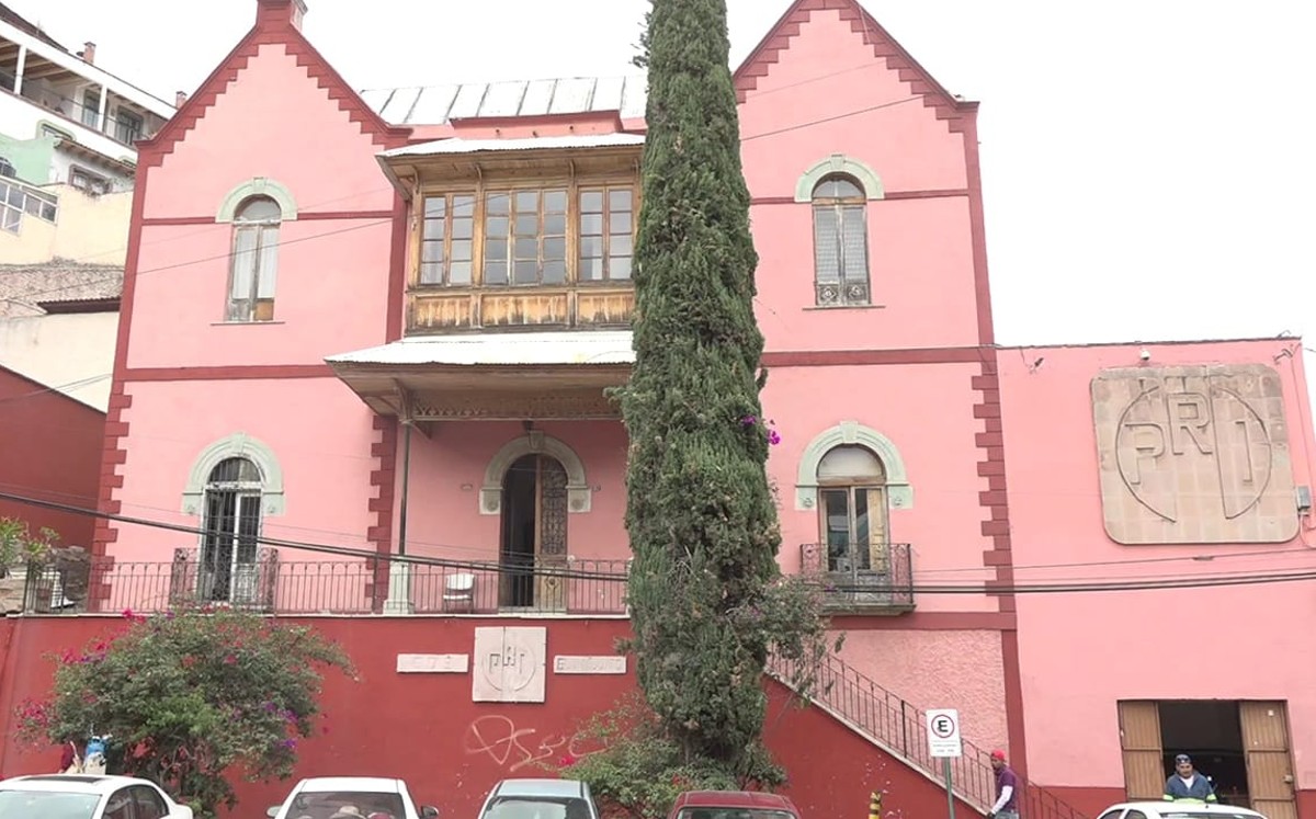 En la sede del PRI de Guanajuato "no hay presupuesto" , dice un empleado. (Especial)
