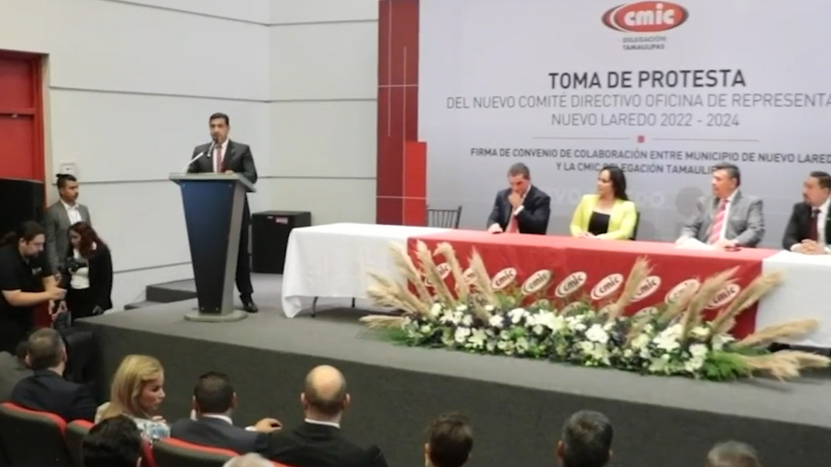 Carmen Canturosas refrenda compromiso con constructores Locales