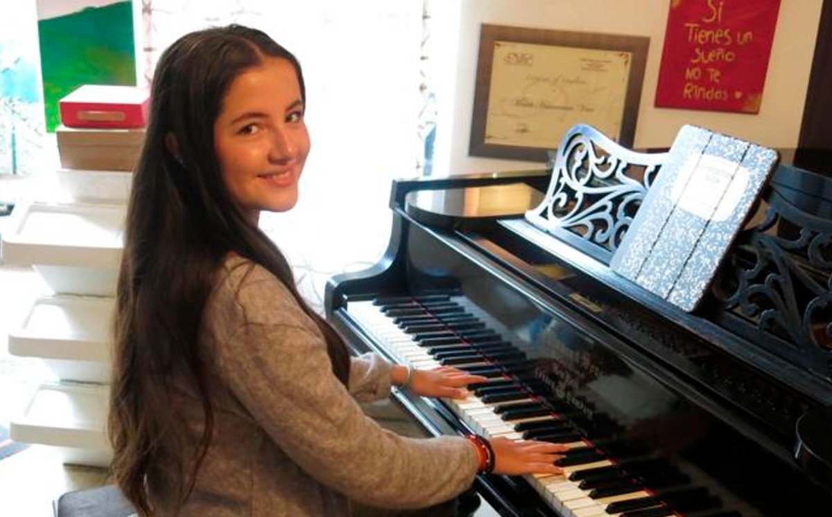 Empezó con un piano de juguete de color rojo a los 3 años. (AP)