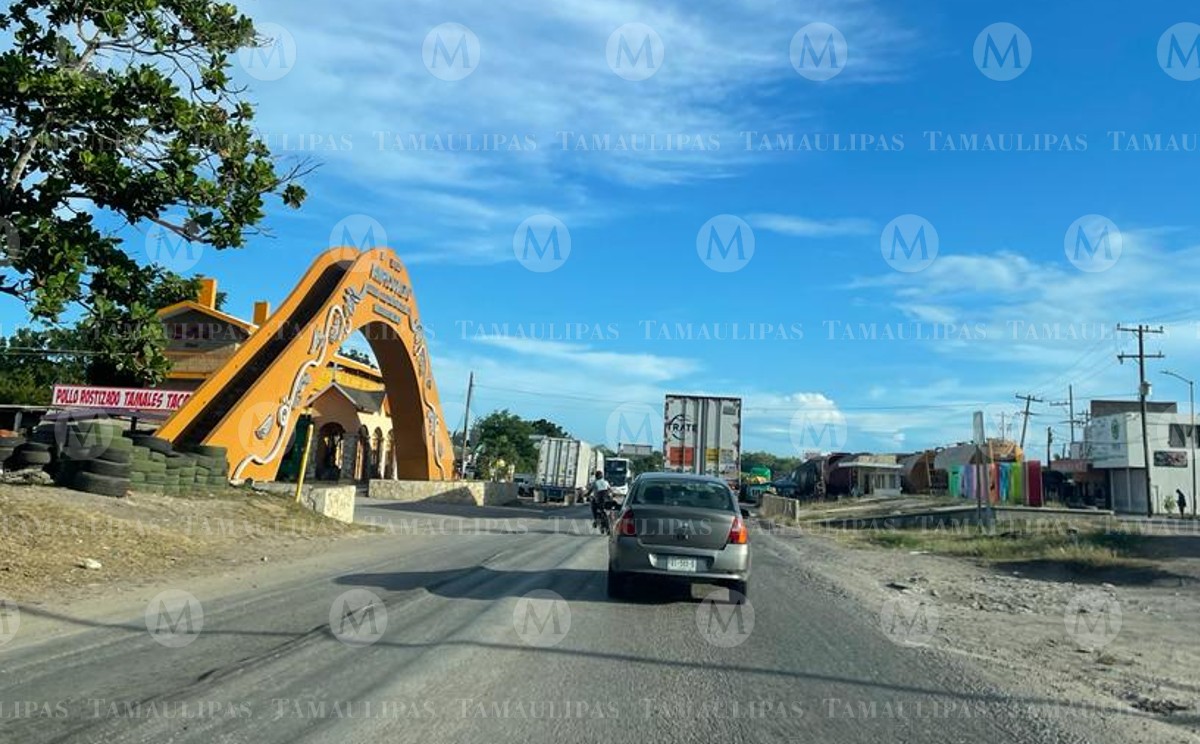 Entregan a SCT proyecto de “circuito carretero” del norte de Veracruz