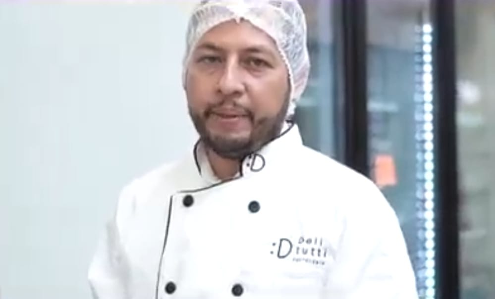 Heber Bravo  fundador y director de la cadena de pastelerías DeliTutti (Elizabeth Hernández)