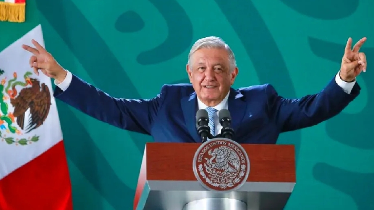 “Cuando quieran los invito a todos a Palacio Nacional”: AMLO responde a Fox