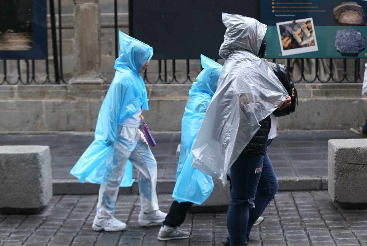 El SMN no descarta la posibilidad de que el sistema pueda intensificarse a tormentas tropical | Araceli López