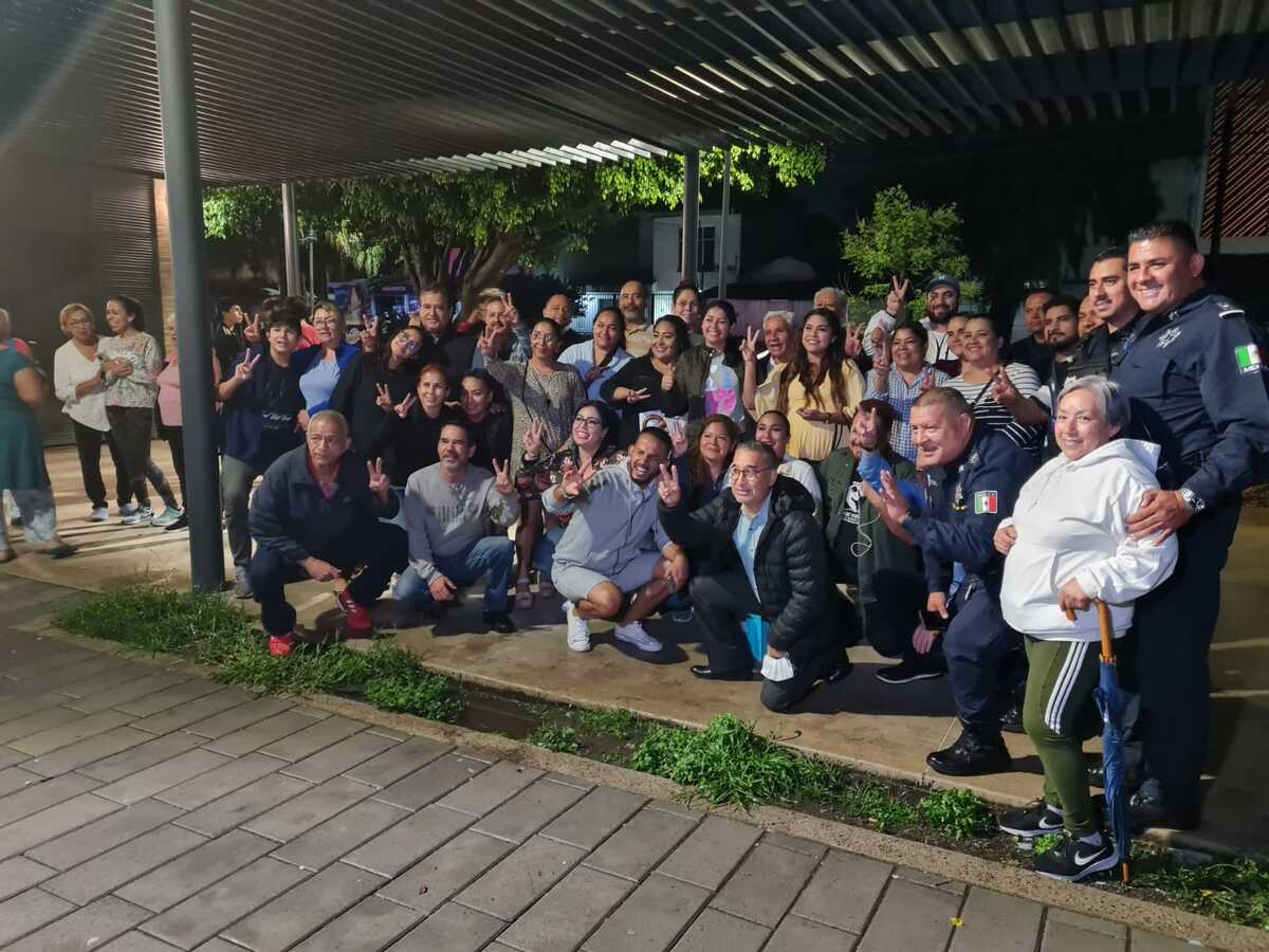 Vecinos organizados en colonia Álamo Industrial de Guadalajara (Juan Carlos Munguía)