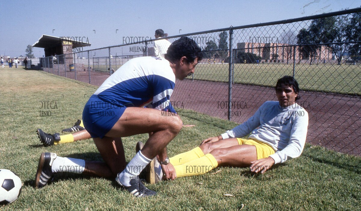 Eduardo Bacas en entrenamiento de América ( Fototeca Milenio)