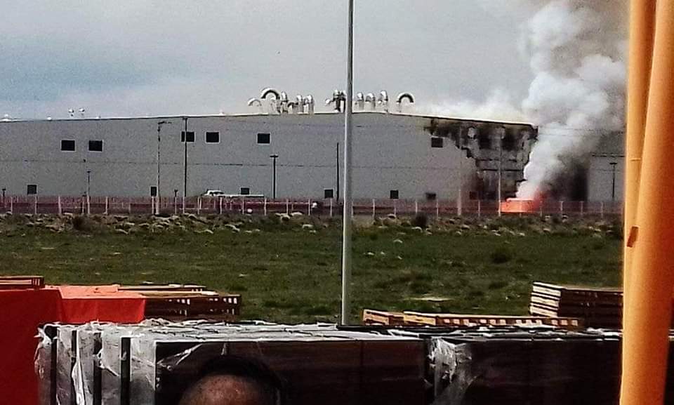 Empresa en el parque industrial PLATAH en Villa de Tezontepec. (Especial)