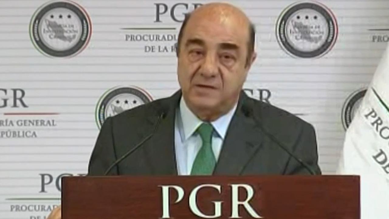 FGR acusa a Murillo Karam de tortura contra seis personas en caso Ayotzinapa