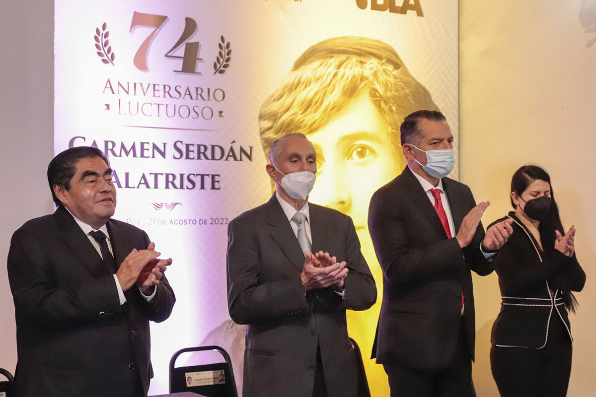 Barbosa encabeza 74 Aniversario luctuoso de Carmen Serdán Alatriste | Especial