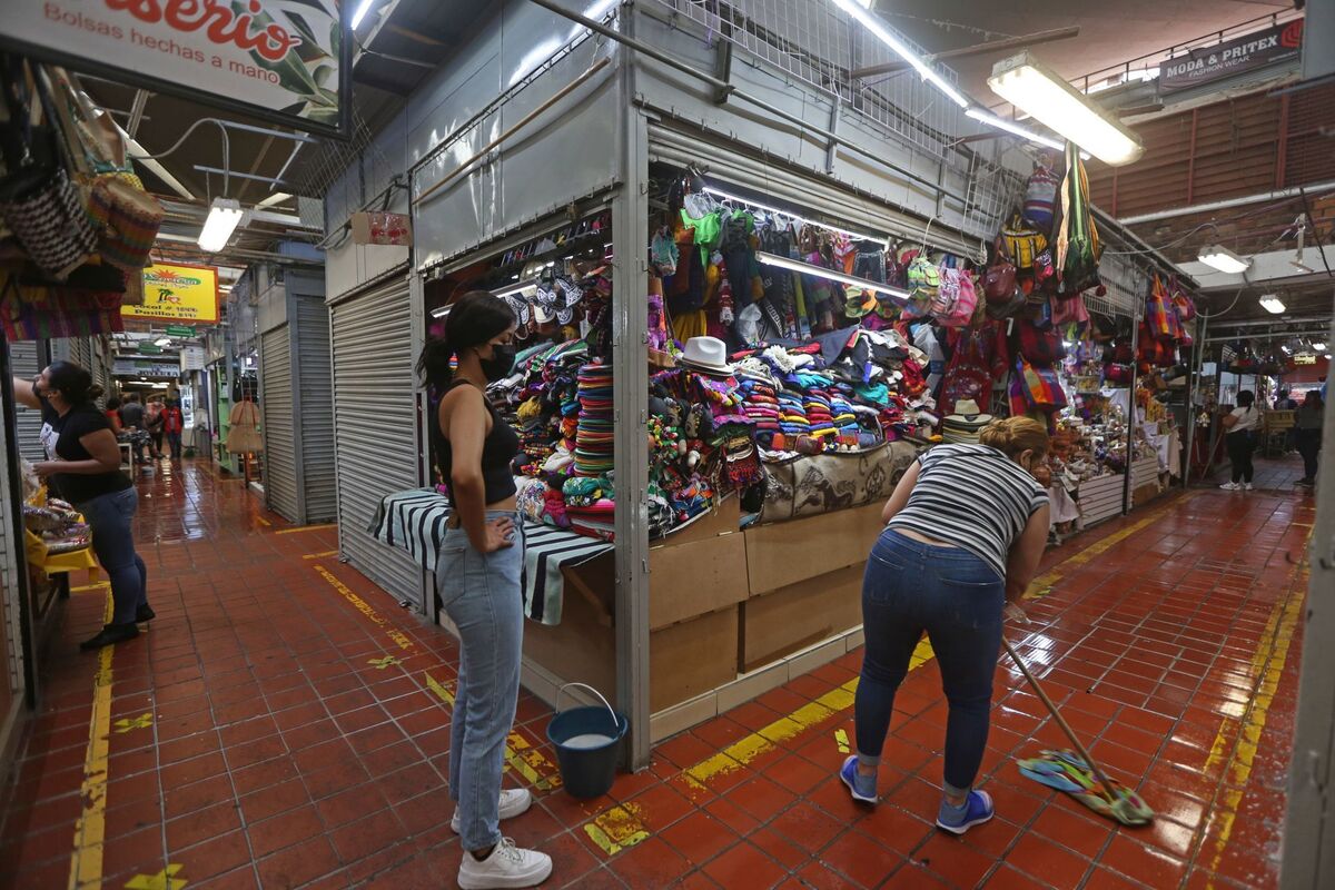 Muchas empresas resultaron beneficiadas por la reforma de outsourcing. (Cuartoscuro / Archivo)