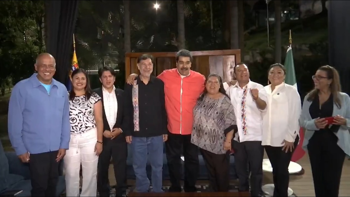 Grupo de amistad parlamentario México-Venezuela se reúne con Nicolás Maduro | Twitter @NicolasMaduro