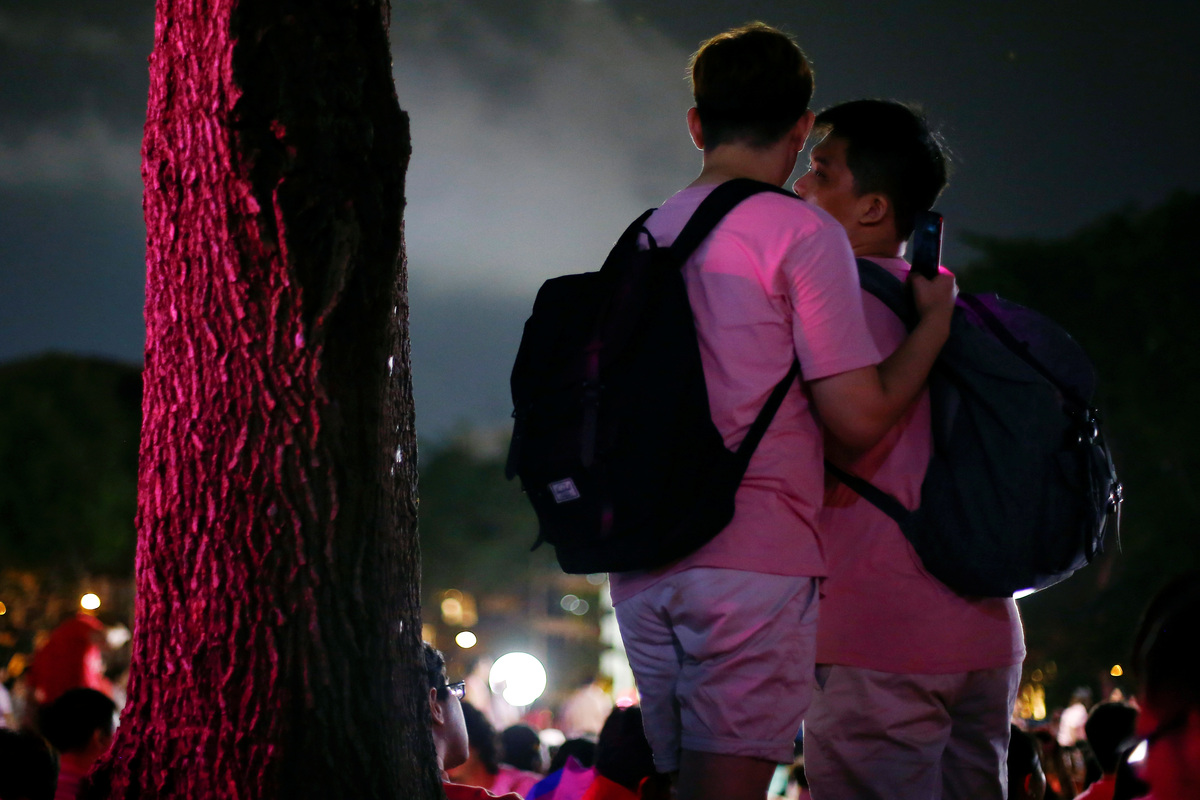 Singapur despenalizará el sexo entre hombres, dice primer ministro | Reuters