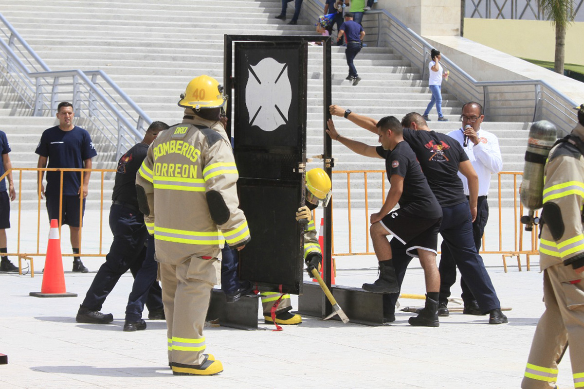 Empresas que participaron en Competencia de Bomberos en Torreón: Peñoles, Essex y más. | Mauricio Román