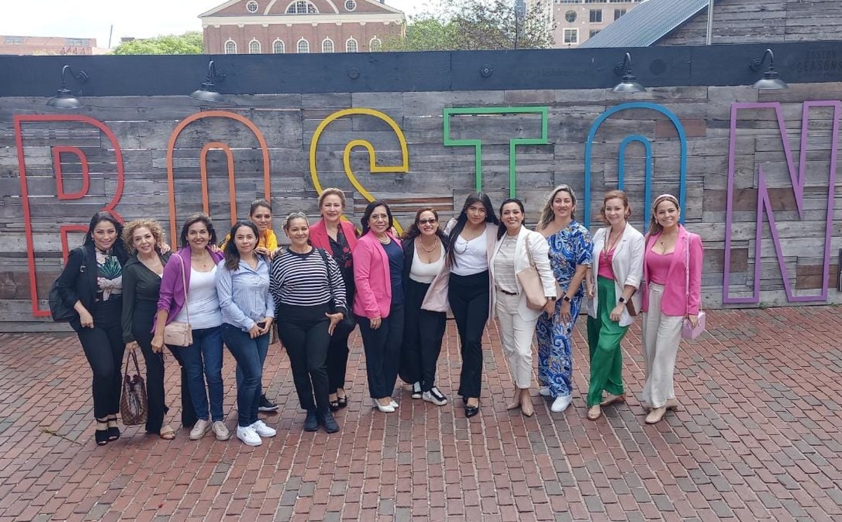 Mujeres empresarias de Tampico acudieron al diplomado en Boston.