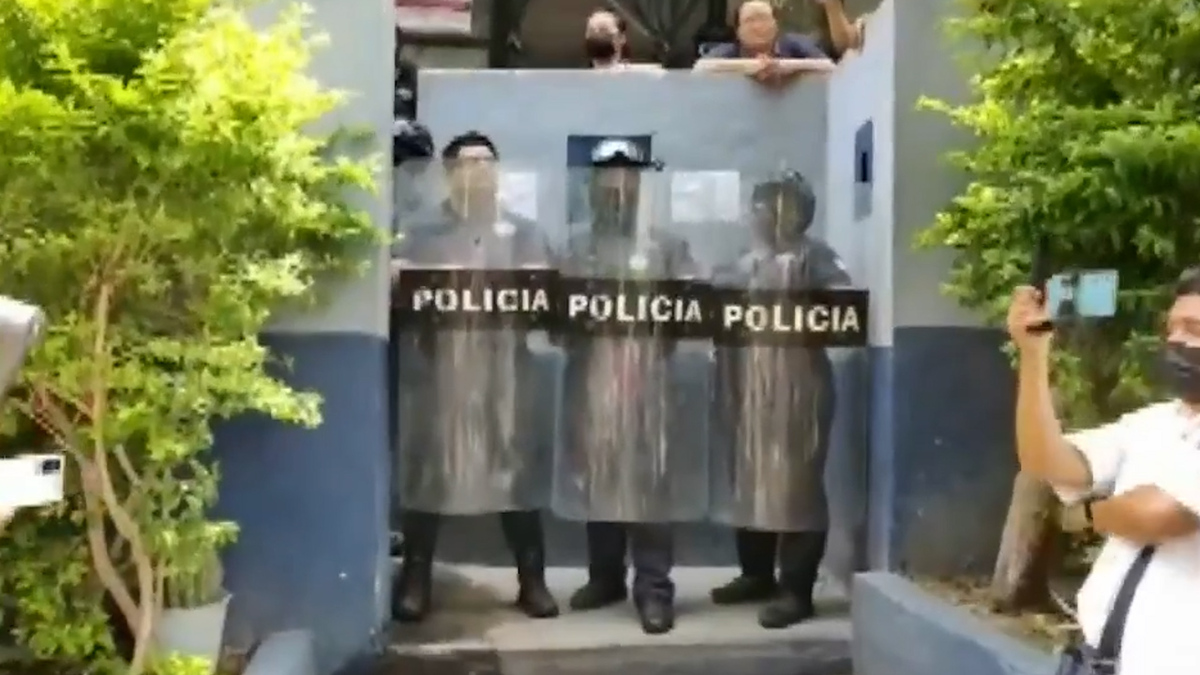 Oaxaca: detienen a mujer y la hallan sin vida en los separos