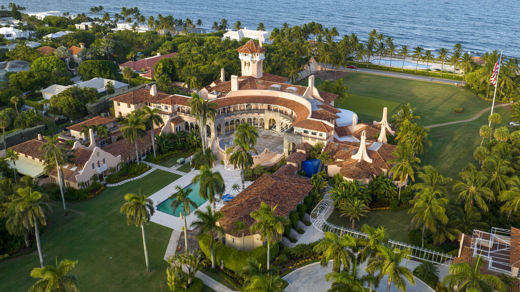 La mansión Mar-a-Lago, la residencia del ex presidente de Estados Unidos, Donald Trump. (Reuters)