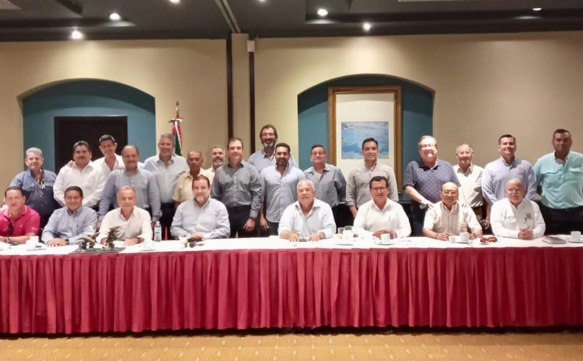 Miembros del Consejo Empresarial de Ciudad Madero.