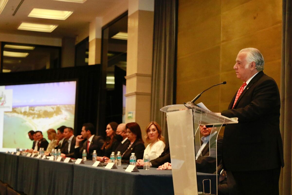 El titular de Sectur, Miguel Torruco Marqués. (Foto: Especial)