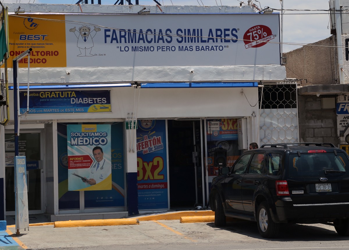 Algunas farmacias Similares cuentan con consultorios adyacentes | Manuel Guadarrama