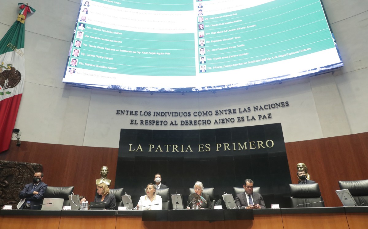 Los integrantes de los diferentes grupos parlamentarios reconocieron el trabajo de  Sánchez Cordero. | Especial