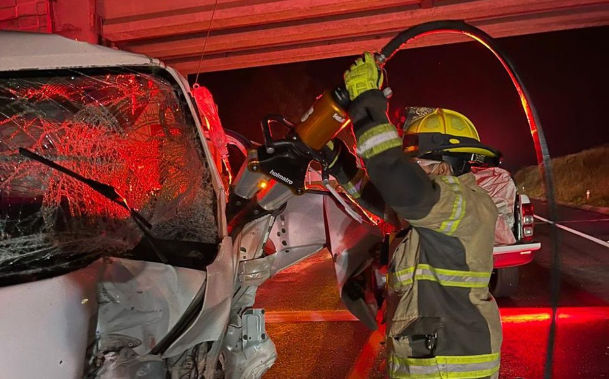 Accidente vial deja 11 lesionados y un muerto en Puebla | Especial