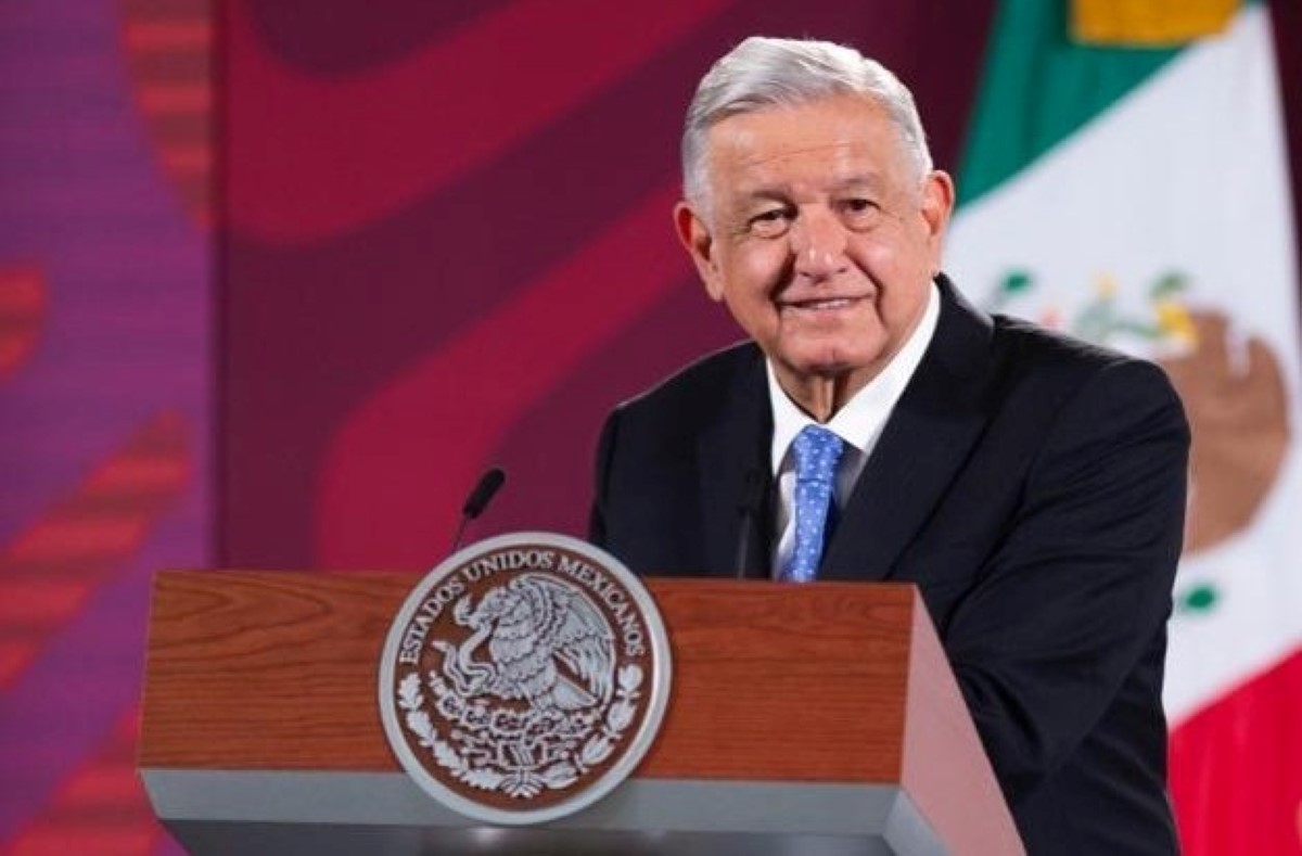 AMLO informó que el plan de rescate se consultará con los familiares de los mineros atrapados. | Especial