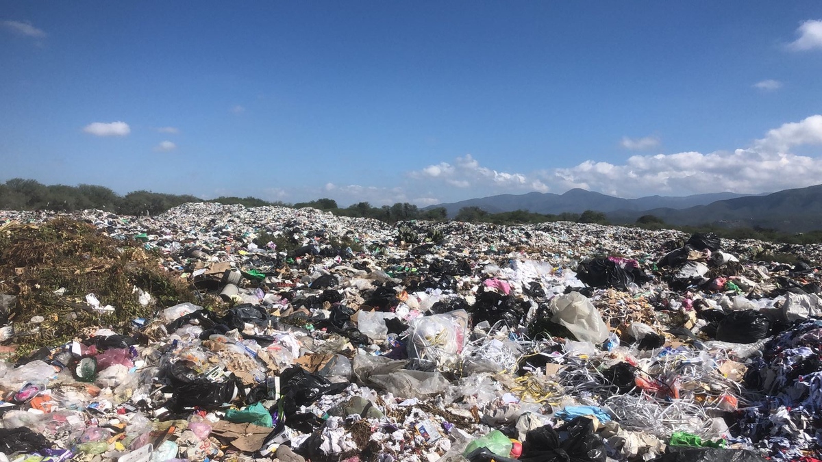 Cierran patio de maniobras de residuos sólidos urbanos en Tehuacán | Especial