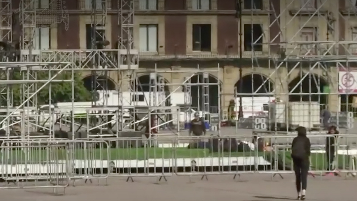 Inician preparativos del maratón en el Zócalo de la CdMx
