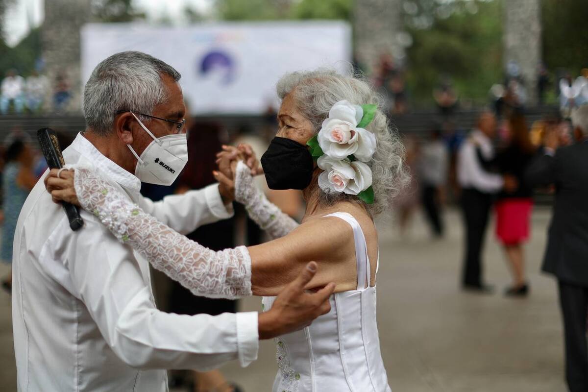 https://cdn.milenio.com/uploads/media/2022/08/27/tardes-danzon-haran-alameda-sur.jpeg