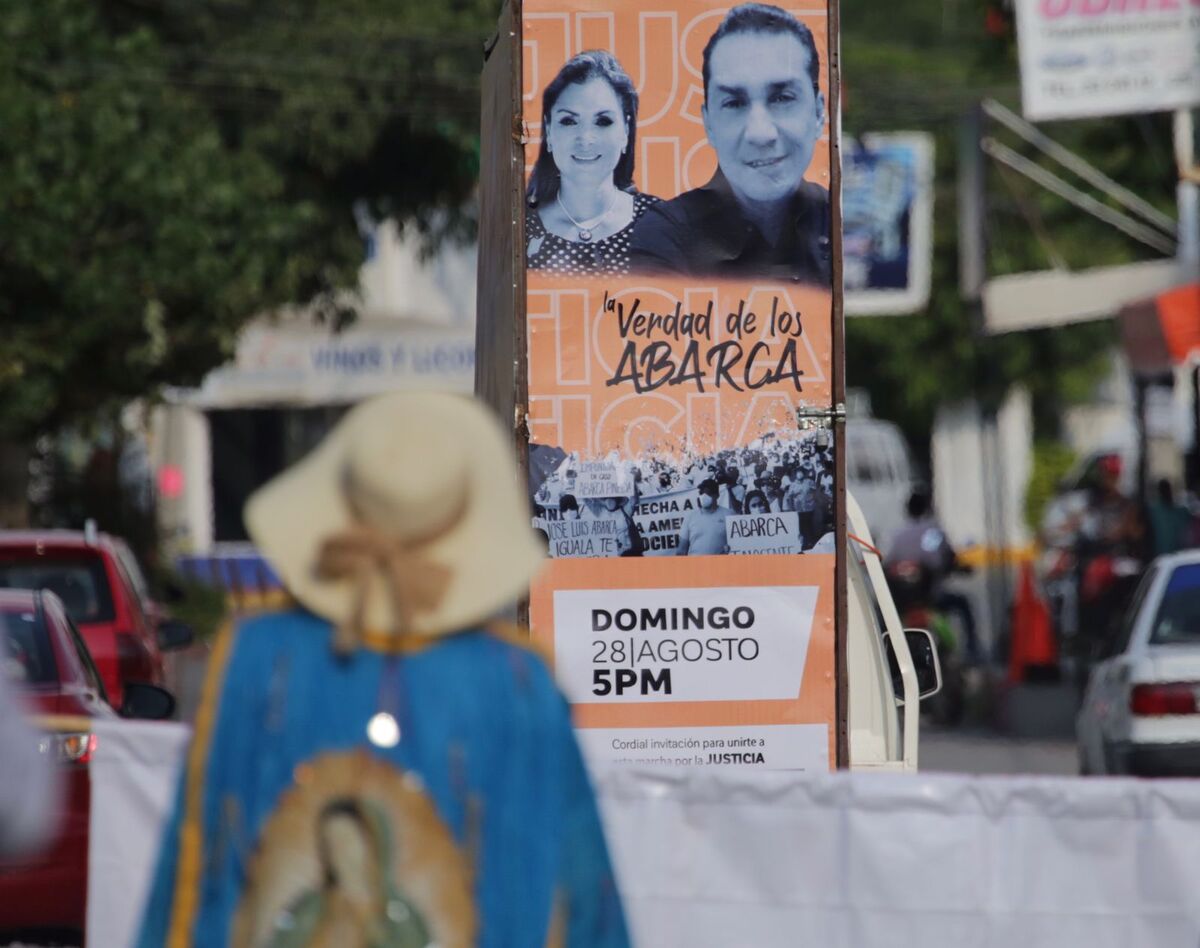 Este domingo se realizó la manifestación a favor del ex alcalde de Iguala. (Ariel Ojeda)