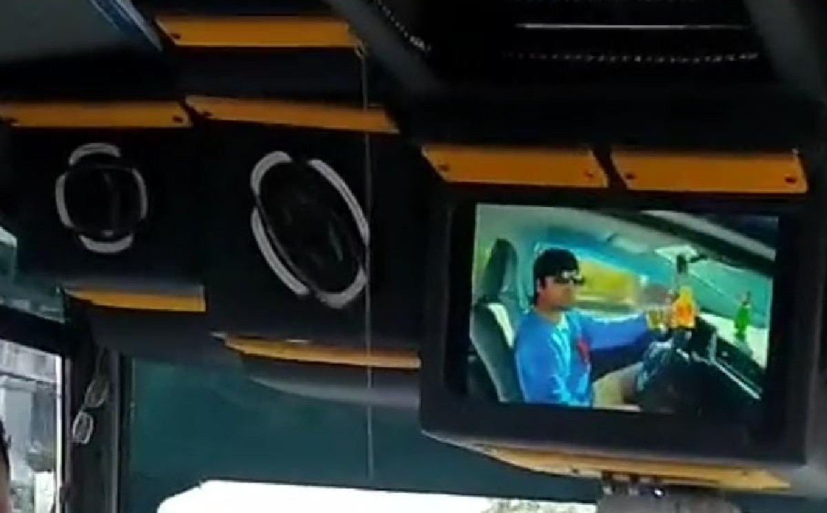 Tiktok, camión con pantalla. | Especial